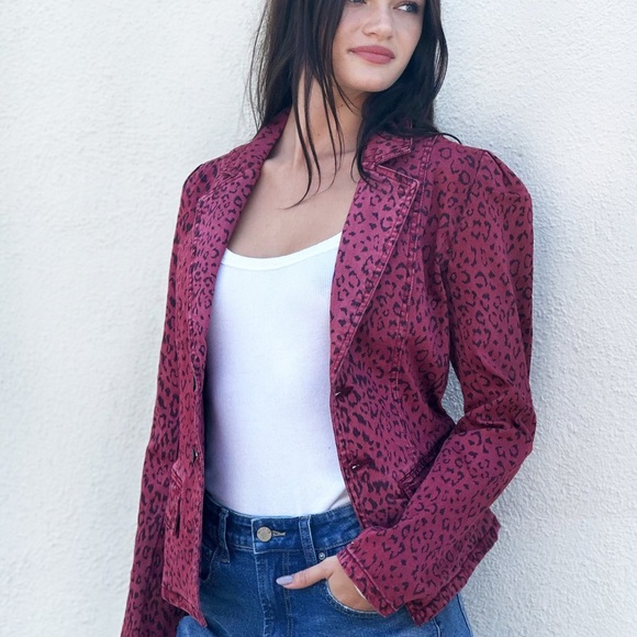 Wash Lab Jungle Denim Blazer -Size M Medium.  Red/Berry Color - Picture 2 of 13